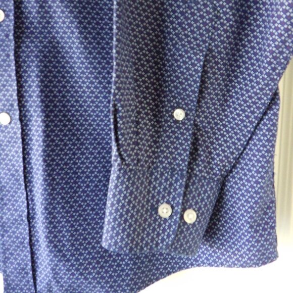 Tommy Hilfiger Men's Long Sleeve Button Down Dress Shirt Size Medium Blue Leafy - Picture 4 of 9